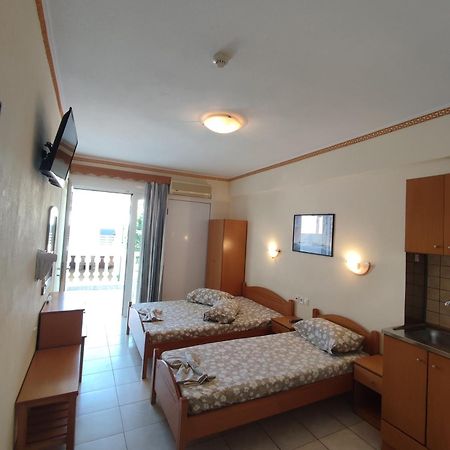 Villa Cosmos Inn Olympiaki Akti Bagian luar foto